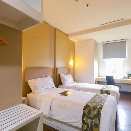 Terraz Tree Hotel Jakarta Exterior foto