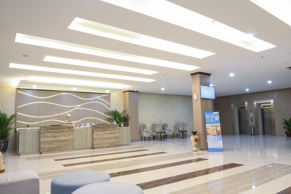 Terraz Tree Hotel Jakarta Exterior foto