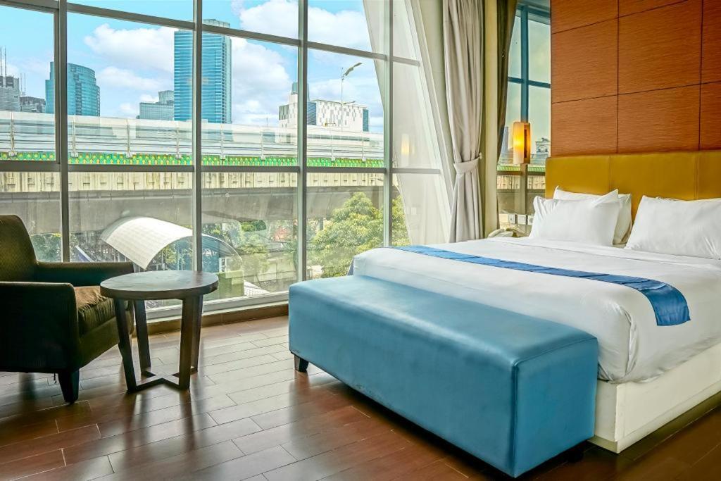 Terraz Tree Hotel Jakarta Exterior foto