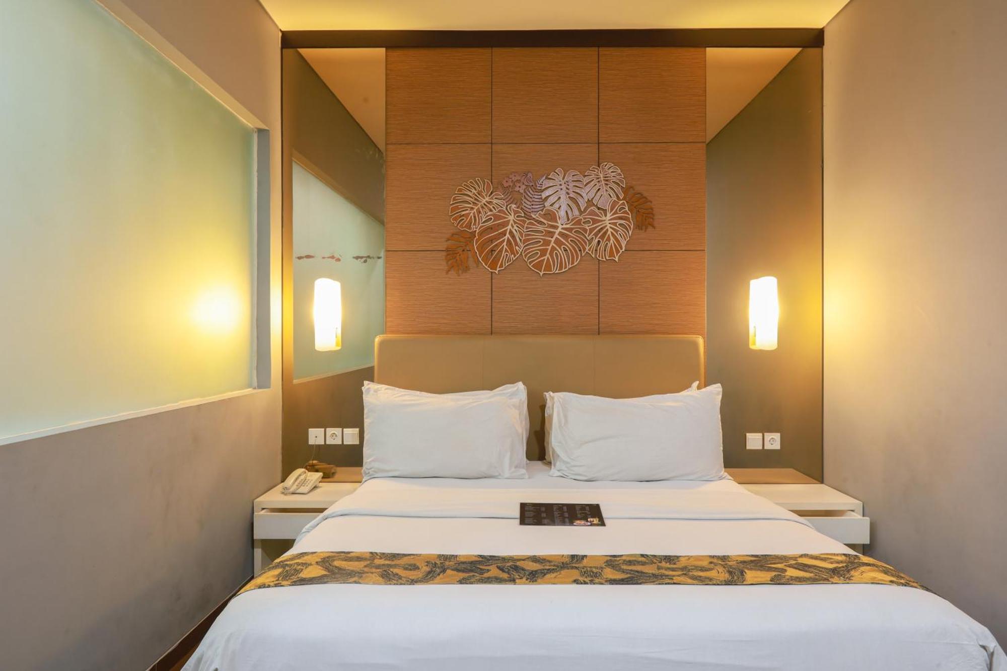 Terraz Tree Hotel Jakarta Exterior foto